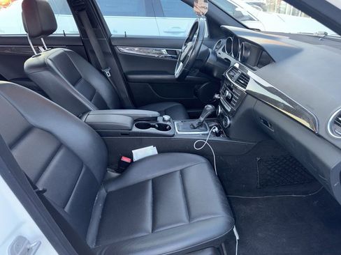 Used 2014 Mercedes-Benz C 300 4MATIC Sedan w/ Premium 1 Package image 24
