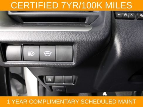 Used 2025 Toyota Prius LE FWD image 19