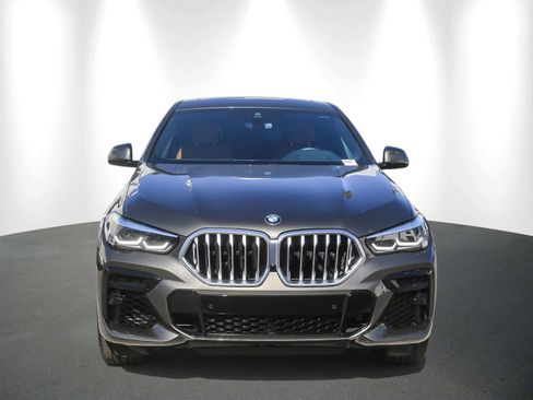 Certified 2023 BMW X6 xDrive40i w/ M Sport Package image 2