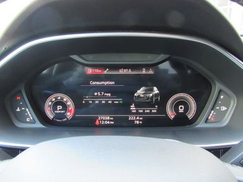 Used 2023 Audi Q3 2.0T Premium Plus w/ Premium Plus Package image 38