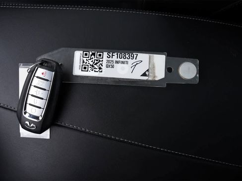 Certified 2025 INFINITI QX50 Luxe w/ Cargo Package image 29