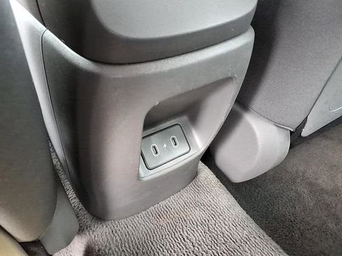 Used 2025 Hyundai Elantra SEL image 22