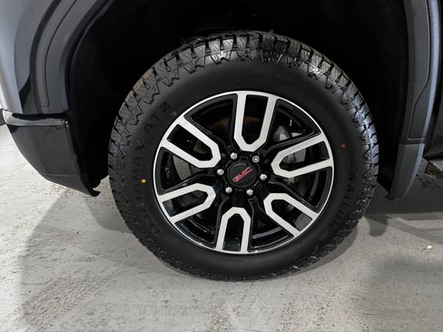 Used 2021 GMC Sierra 1500 AT4 AWD/4WD image 9