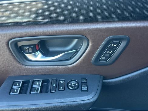 Used 2023 Honda Pilot Elite image 38