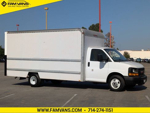 Used 2012 GMC Savana 3500 image 1