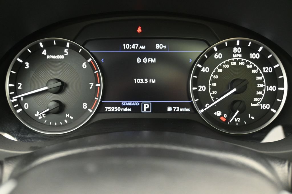 Used 2019 INFINITI QX50 Luxe w/ Navigation Package AWD/4WD image 16