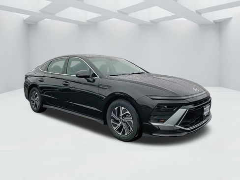 New 2026 Hyundai Sonata Blue image 3
