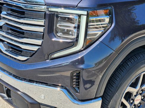 Used 2024 GMC Sierra 1500 SLT RWD image 28