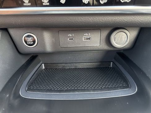 Used 2023 Nissan Rogue SV AWD/4WD image 23