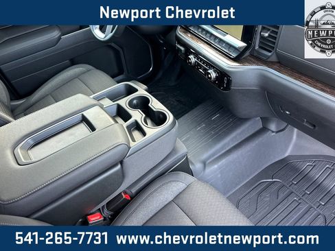 New 2026 GMC Sierra 1500 Elevation image 16