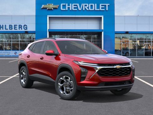 New 2026 Chevrolet Trax LT w/ Driver Confidence Package image 31