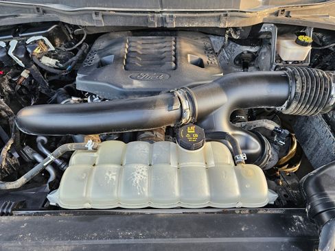 Used 2021 Ford F150 Lariat image 36