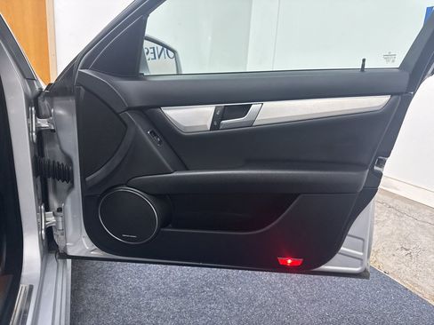 Used 2013 Mercedes-Benz C 300 4MATIC Sedan image 19
