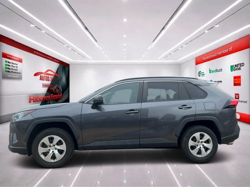 Used 2020 Toyota RAV4 LE AWD/4WD image 4