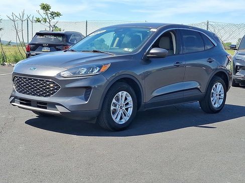Used 2020 Ford Escape SE AWD/4WD image 3
