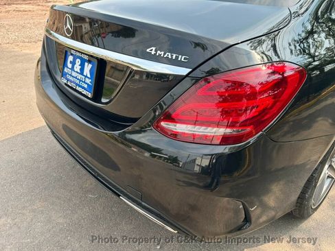 Used 2018 Mercedes-Benz C 300 4MATIC Sedan image 24