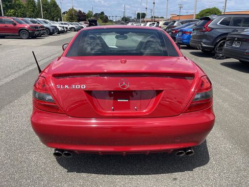 Used 2009 Mercedes-Benz SLK 300 image 17