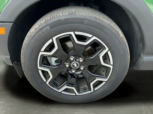 Certified 2025 Ford Bronco Sport Outer Banks w/ Outer Banks Tech Package+ AWD/4WD image 21
