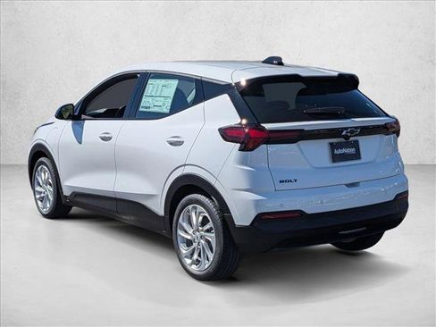 New 2027 Chevrolet Bolt LT w/ Comfort Package FWD image 9