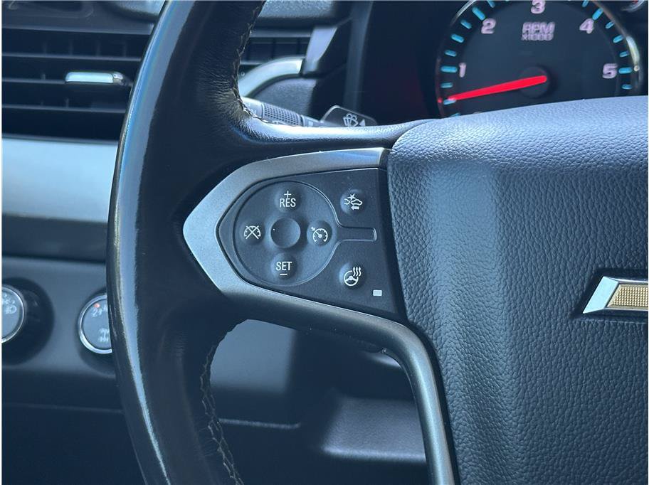 Used 2018 Chevrolet Tahoe Premier AWD/4WD image 22