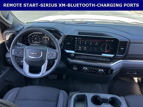 Used 2024 GMC Sierra 1500 Elevation image 12