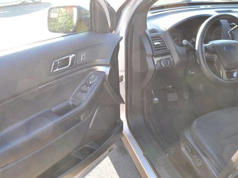 Used 2017 Ford Explorer 4WD Police Interceptor image 22