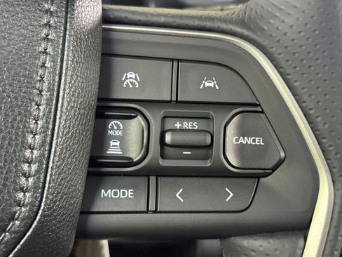 New 2026 Toyota 4Runner Limited AWD/4WD image 28