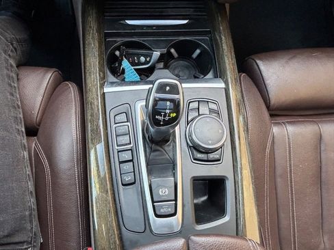 Used 2015 BMW X5 xDrive35d image 46