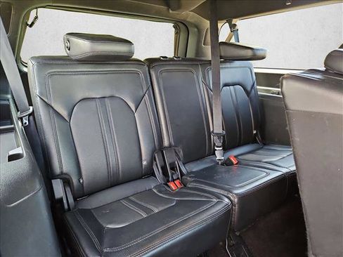 Used 2019 Ford Expedition Max Limited image 21
