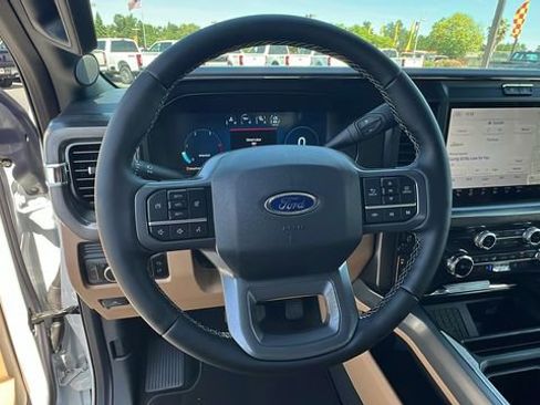 New 2025 Ford F250 Lariat w/ FX4 Off-Road Package image 30