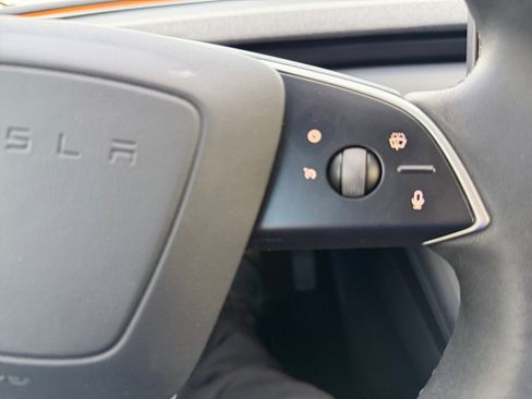 Used 2025 Tesla Model 3 Long Range RWD image 18