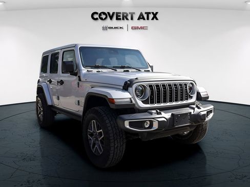 Used 2024 Jeep Wrangler Unlimited Sahara AWD/4WD image 9