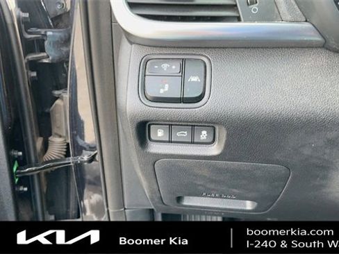 Used 2017 Kia Optima EX w/ Technology Package image 18