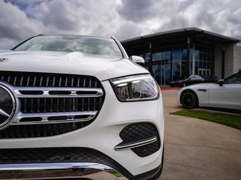 Certified 2025 Mercedes-Benz GLE 350 4MATIC image 6