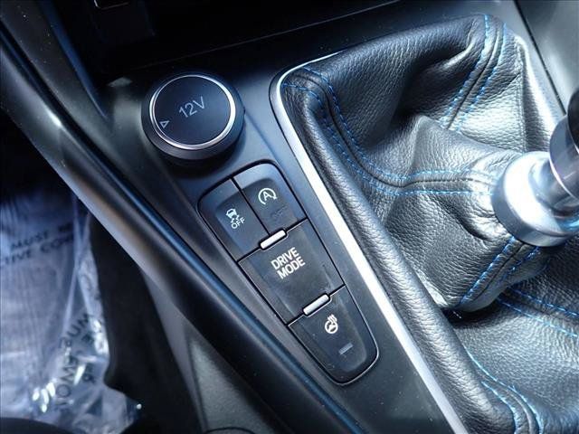 Used 2017 Ford Focus RS AWD/4WD image 19
