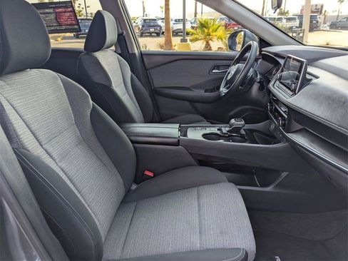 Certified 2023 Nissan Rogue SV image 18