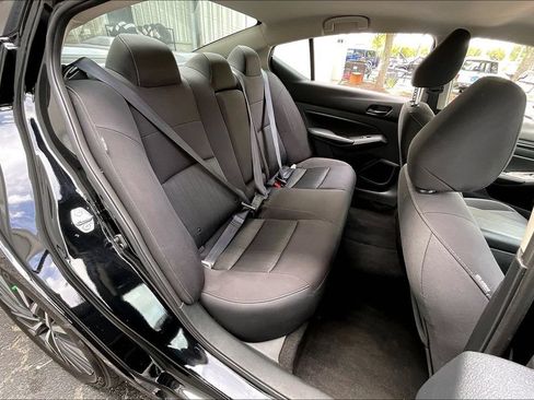 Used 2025 Nissan Altima 2.5 SV FWD image 15