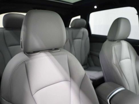 Used 2023 Audi Q7 Premium Plus w/ Premium Plus Package image 21