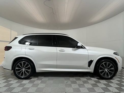 Used 2024 BMW X5 xDrive40i w/ M Sport Package image 8