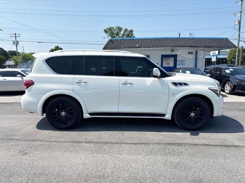 Used 2017 INFINITI QX80 2WD image 3