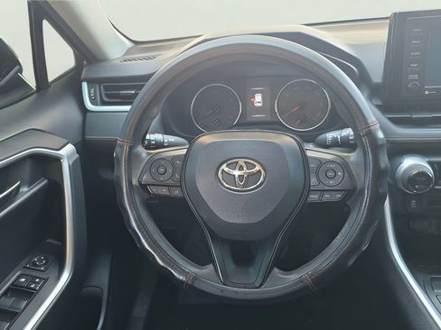 Used 2021 Toyota RAV4 XLE image 46