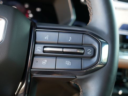 Used 2023 GMC Canyon AT4 w/ AT4 Premium Package AWD/4WD image 29