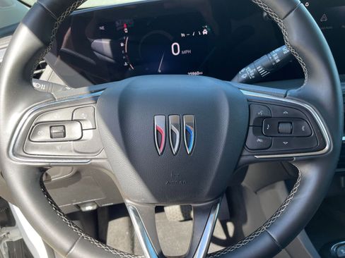 Used 2025 Buick Encore GX Preferred image 27