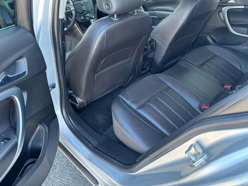 Used 2013 Buick Regal Premium image 11