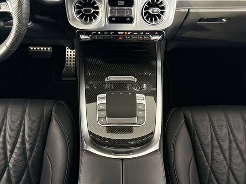 Used 2025 Mercedes-Benz G 63 AMG 4MATIC image 14