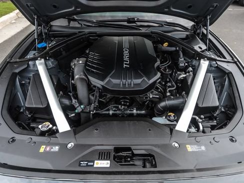Used 2022 Genesis G70 3.3T AWD/4WD image 86