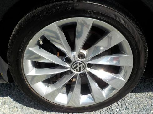 Used 2012 Volkswagen CC Executive image 34