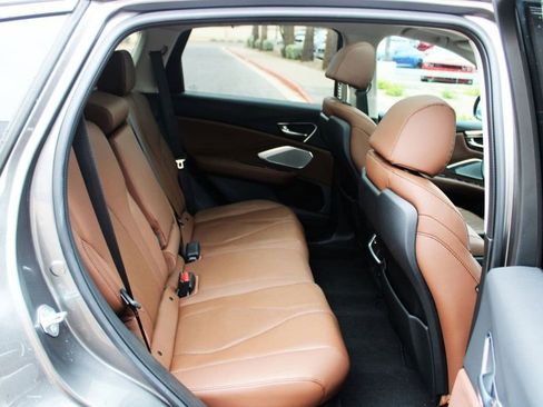 Used 2023 Acura RDX FWD w/ Technology Package image 12