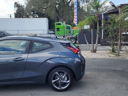 Used 2019 Hyundai Veloster 2.0 image 11