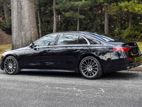 Used 2021 Mercedes-Benz S 580 4MATIC w/ AMG Line image 5
